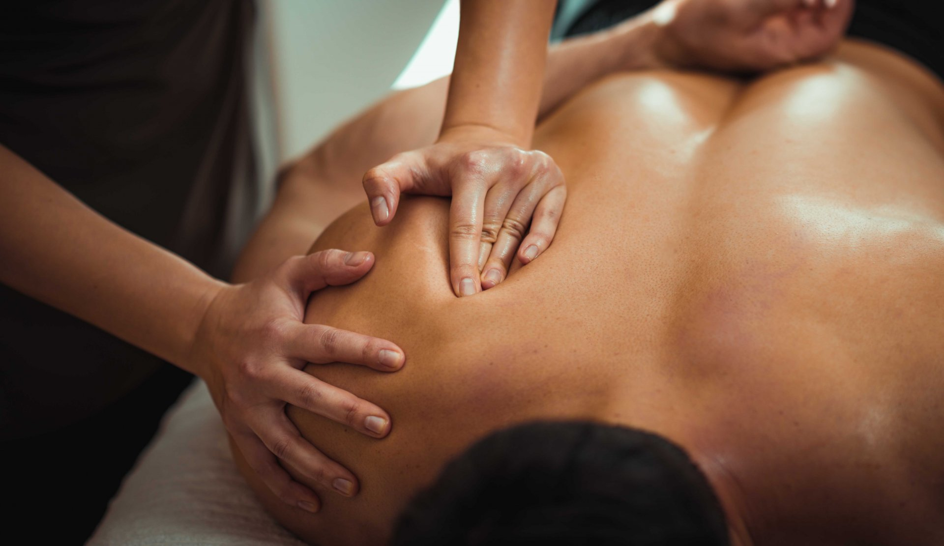 Sports massage therapy in Edina MN